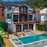 4 Zela In Front Of Oeluedeniz Hisar * Fethiye